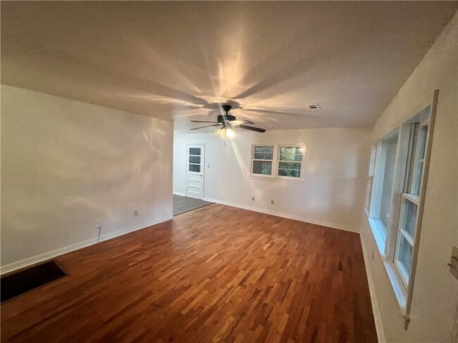 Photo - 2124 W Wedington Dr
