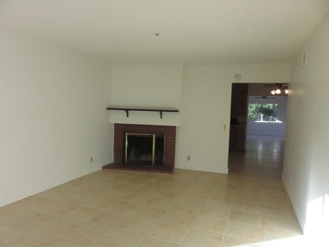 Photo - 4bd/2bath Crestview Terrace Home available in Lompoc
