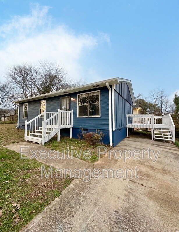 Photo - 1920 15th Way SW