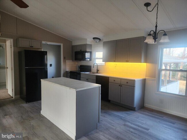 Photo - 110 Pennapacker Rd