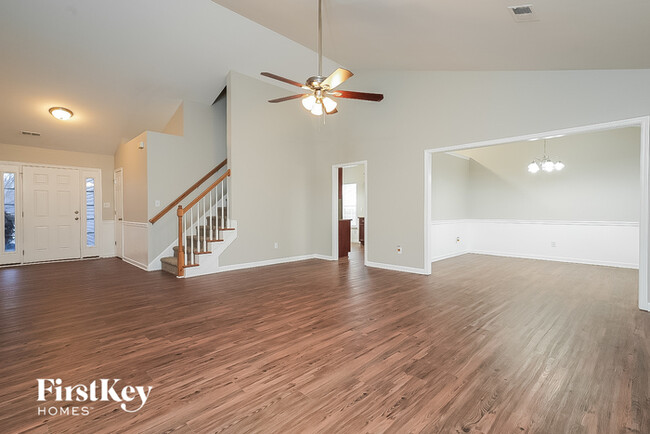 Photo - 6402 Estes Ct House