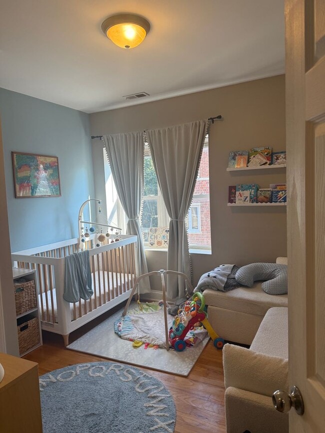 Photo - 3 Bedroom 2 Bath Spacious Condo