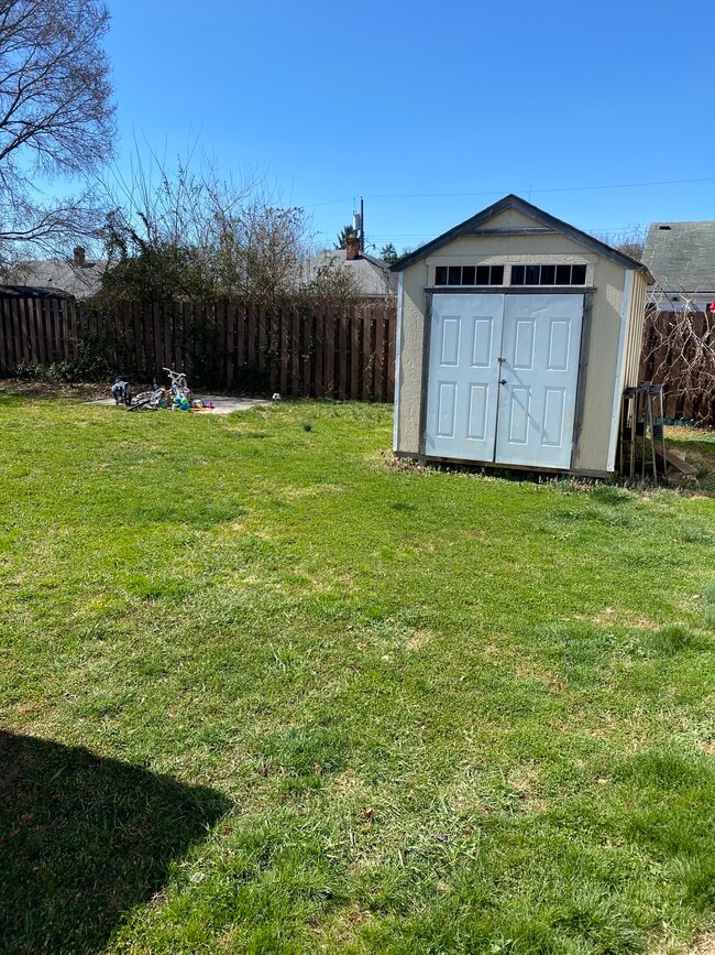 Photo - 216 Clymer Ave