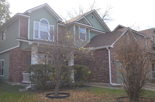 Building Photo - 9142 Maggie Ct