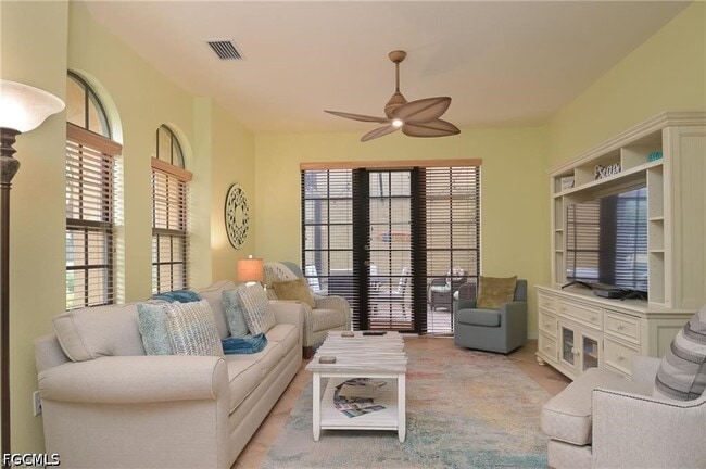 Photo - 11936 Izarra Way