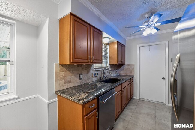 Photo - 5718 Charlie Chan Dr