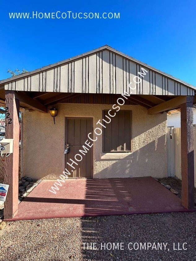 Photo - 222 E 4th Street (Guest House)-