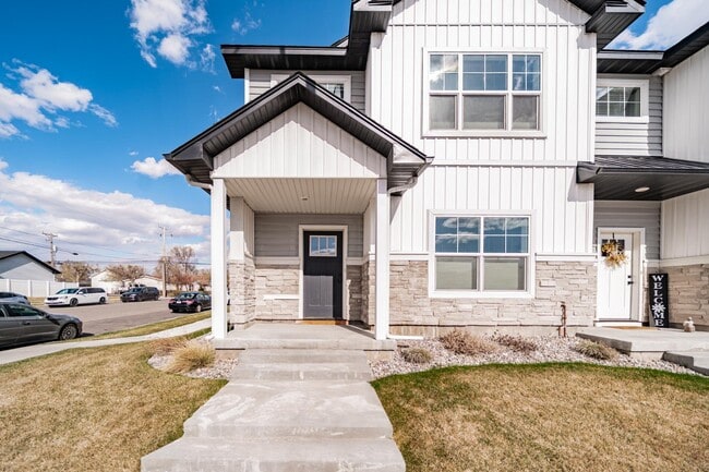Photo - 1394 Fremont Ave