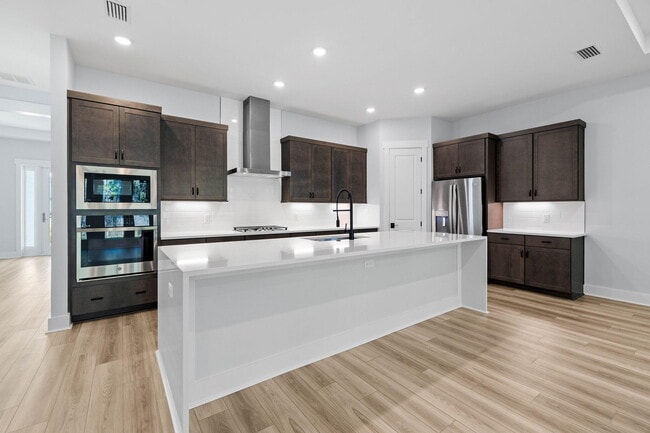 Photo - 58 Ferndale Ct