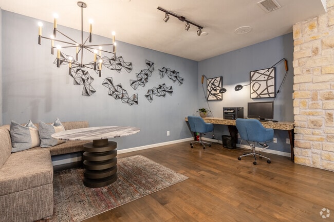 Centro de negocios - Barcelona on Chisholm Trail