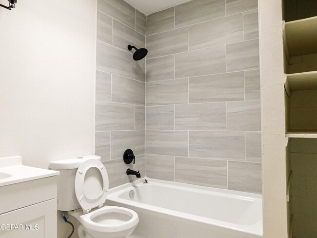 Photo - 8954 Ankerson St Unidad #2