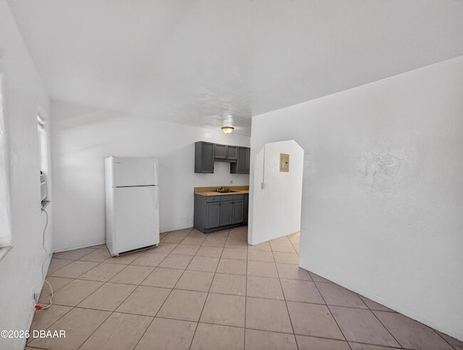 Photo - 5018 S Ridgewood Ave Unidad 2