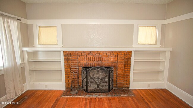 Photo - 7600 Franklin Dr
