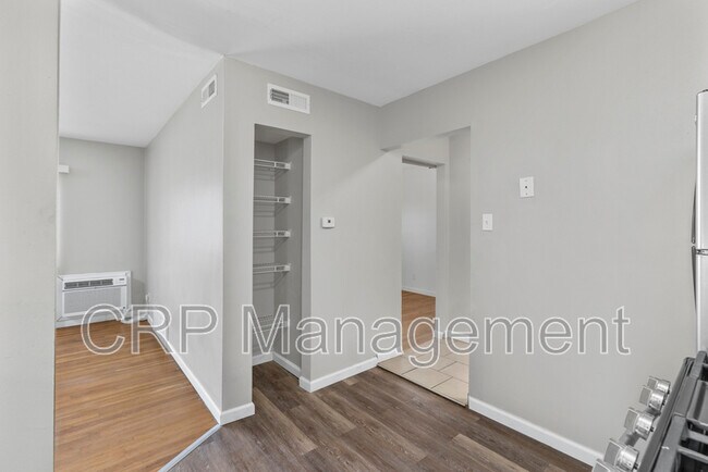 Photo - 4263 Virginia Ave Unidad 204