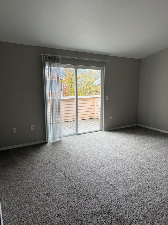 Photo - Top-Floor Living Starts Here! Apply by 7/11 get ONE MONTH FREE Unit 24