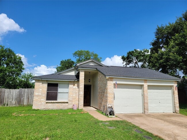 Building Photo - 6826 Heather Hollow Dr