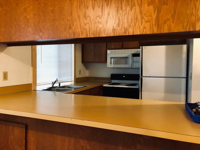 Photo - 7163 Chico Way NW