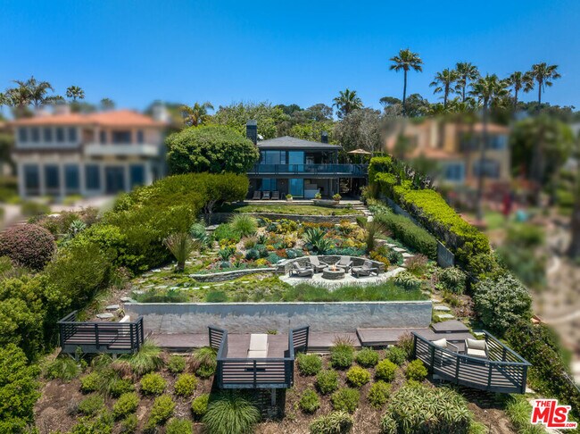 7089 Birdview Ave