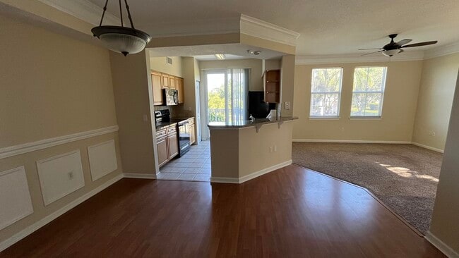 Building Photo - 2058 Alta Meadows Ln