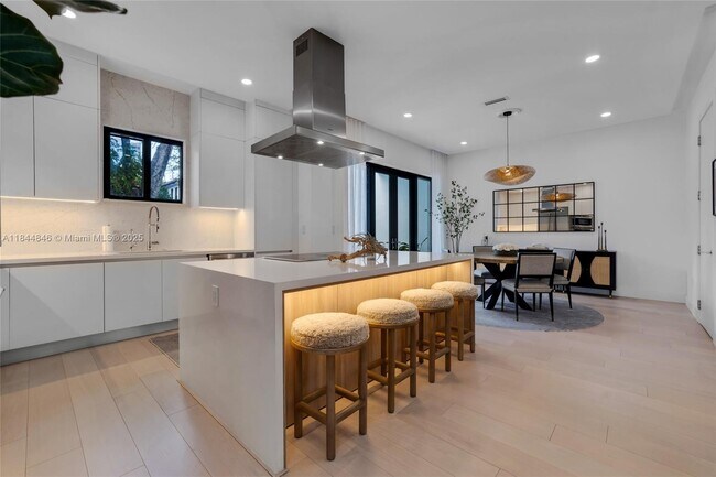 Photo - 2618 Trapp Ave