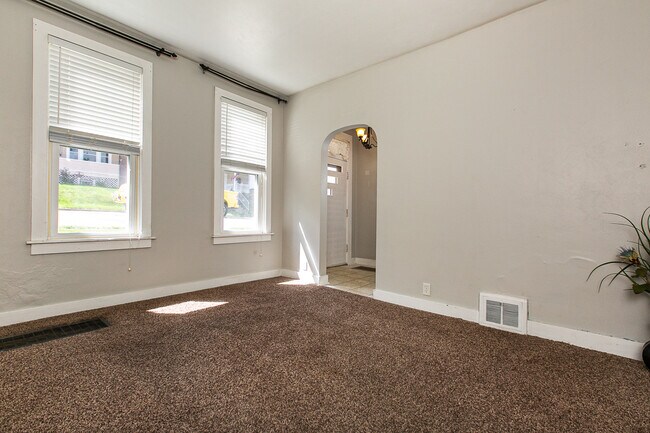 Photo - 2636 Fulton St