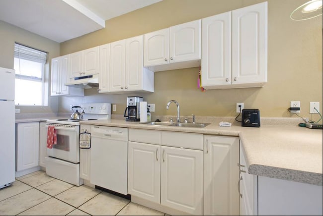 Photo - 2324 W 31st Ave