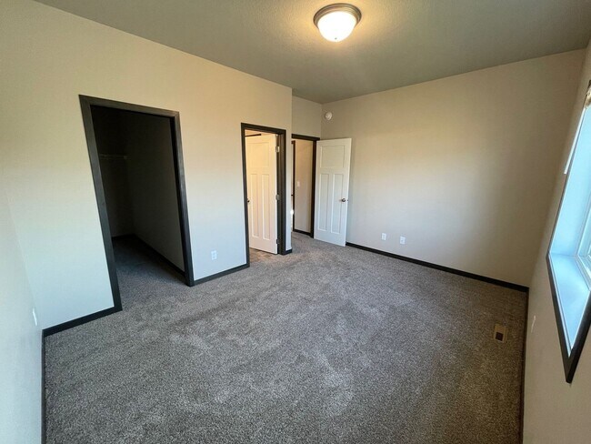 Photo - 3026 39th Ave S
