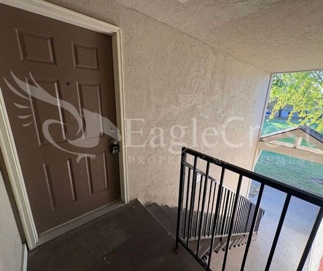 Photo - Two Bedroom Upstairs Unit in The Vineyards...