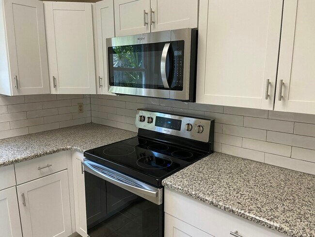 Photo - 1005 Goshen Rd