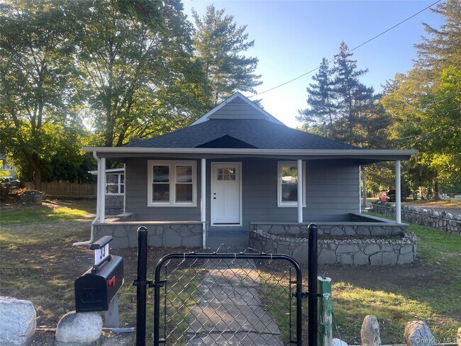 Photo - 33 Mailler Ave