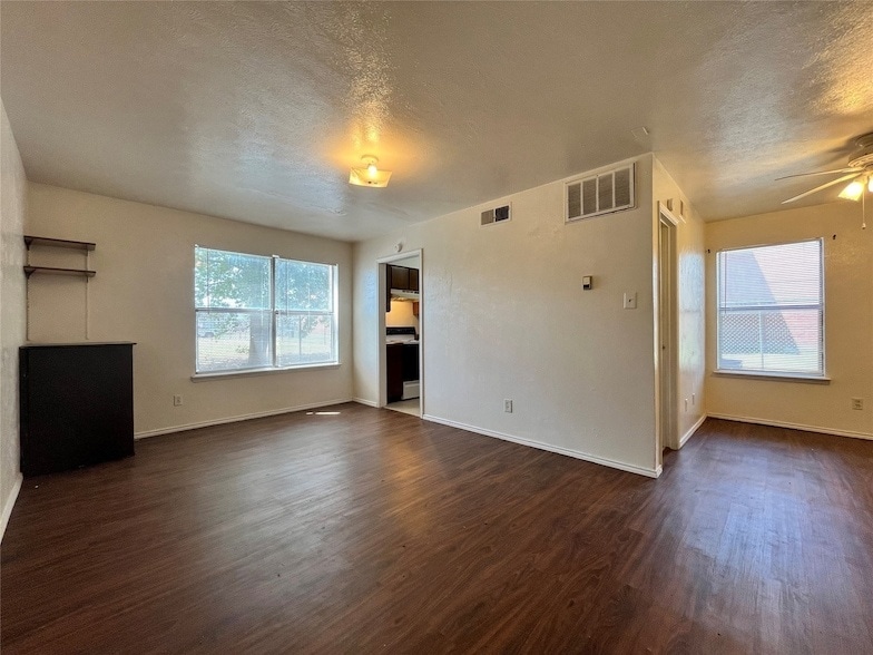 Photo - 2526 W Prairie St