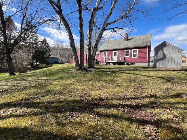 Photo - Spacious 2 Bedroom, 1 Bath Home with Garag...