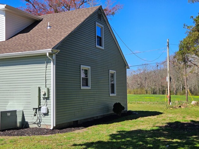 Photo - 1840 Cedar Hall Rd