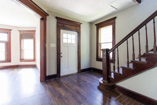 Photo - 1210 N Olney St