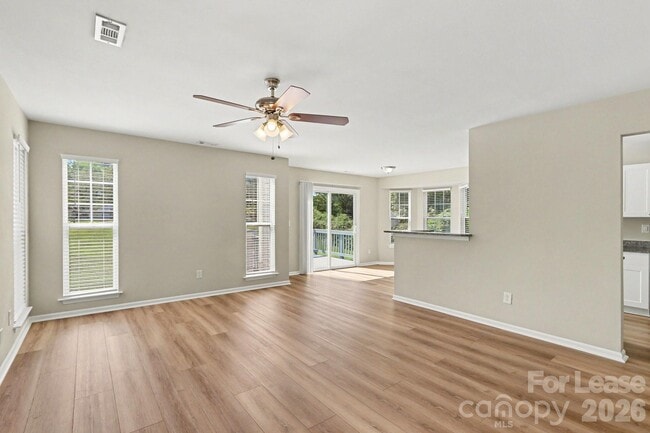 8011 Rolling Meadows Ln