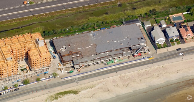 Building Photo - Modera Revere Beach