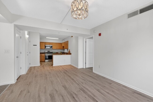 Photo - 7915 Eastern Ave NW