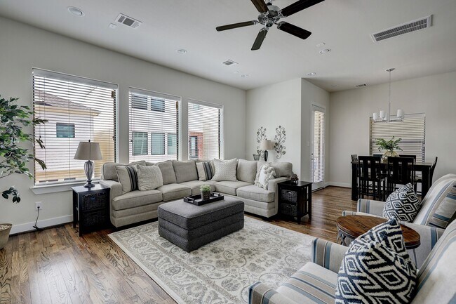 1016 Green Kensington Dr