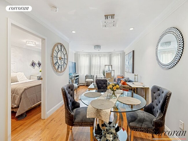 Photo - 328A Hart St