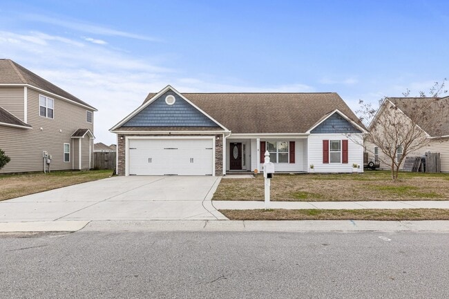 Building Photo - Carolina Plantations Home with Fenced Yard