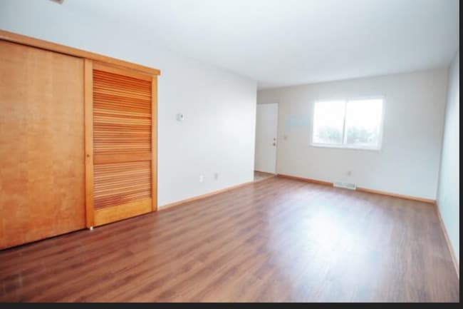 Photo - 4715 Bennett Rd