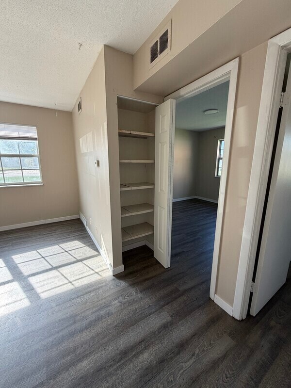 Photo - 1450 Meadowview Dr Unidad 4