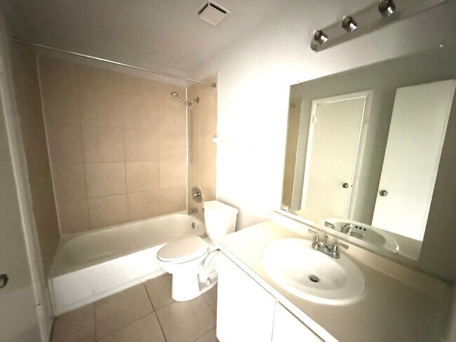 206 Watts Ln Unit BVL 206-B