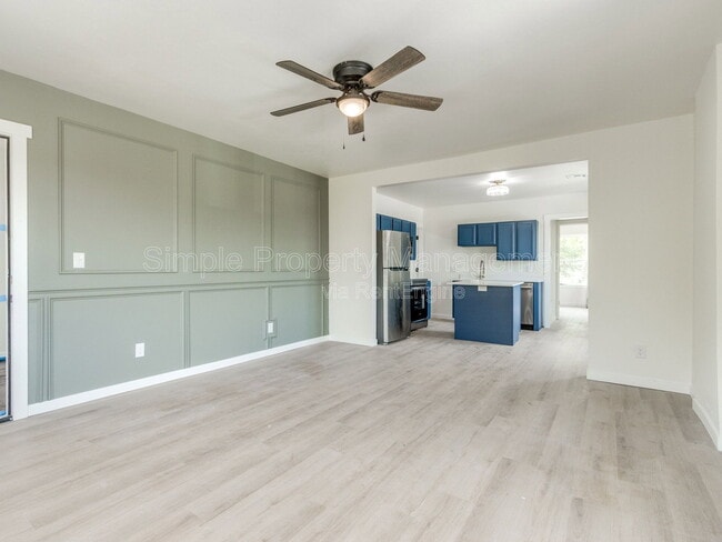 Photo - 814 W Hill St Unit 4