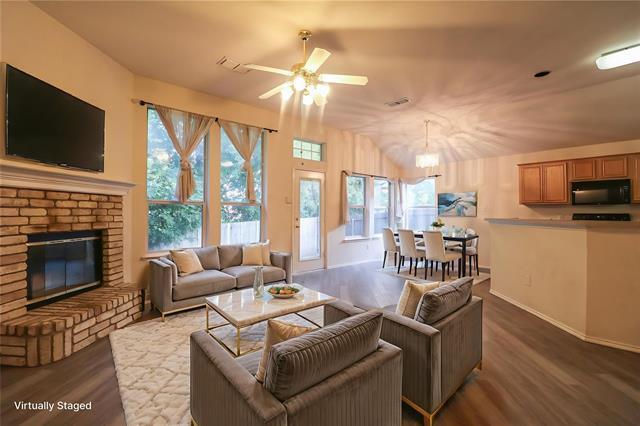 Photo - 2004 Lennox Ln