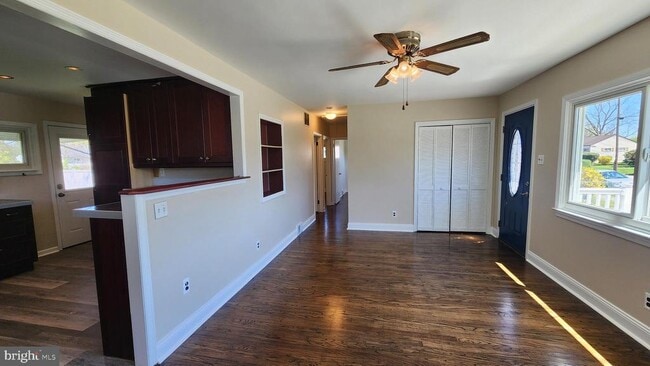 Building Photo - 213 Overbrook Ave