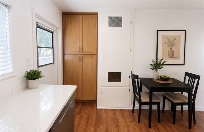 Photo - 15226 Normandie Ave Unidad B