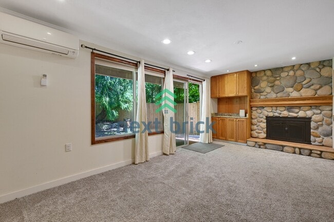 Photo - Discover Spacious Comfort for multi-generational living: 4-Bedroom Home with additional kitchenet...