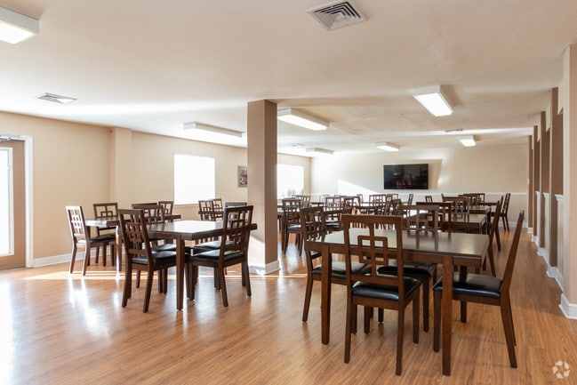 Club Room - River Run