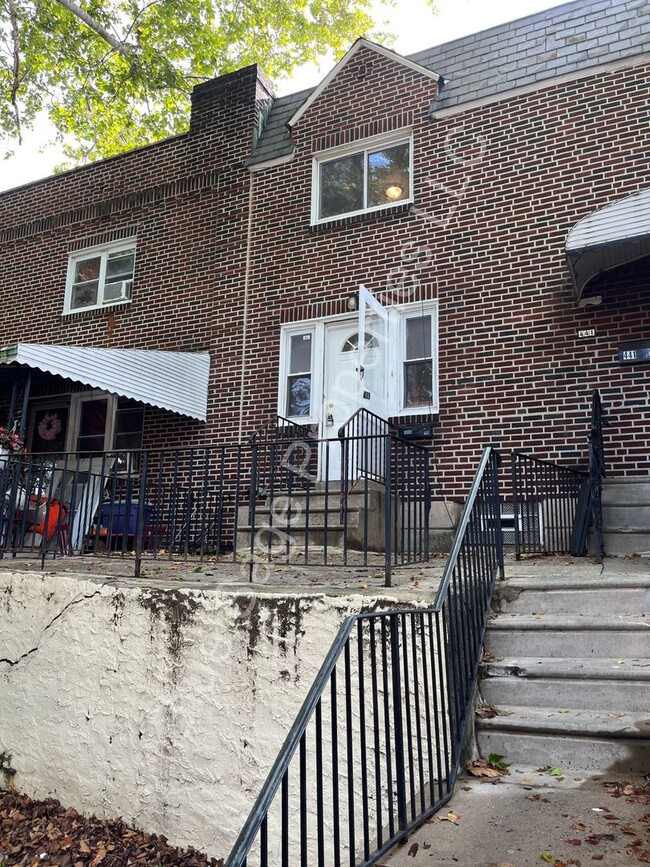 Beautiful 3 Bedroom 1 Bath in Upper Darby - Beautiful 3 Bedroom 1 Bath in Upper Darby House